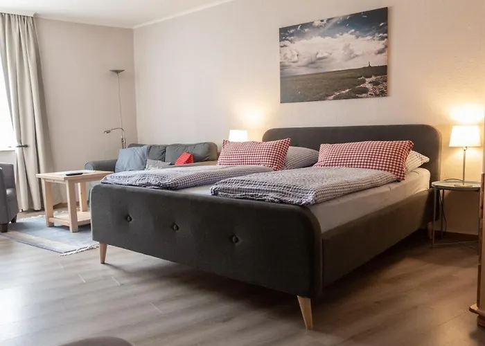 ゲストハウス Heimathafen ビューズム