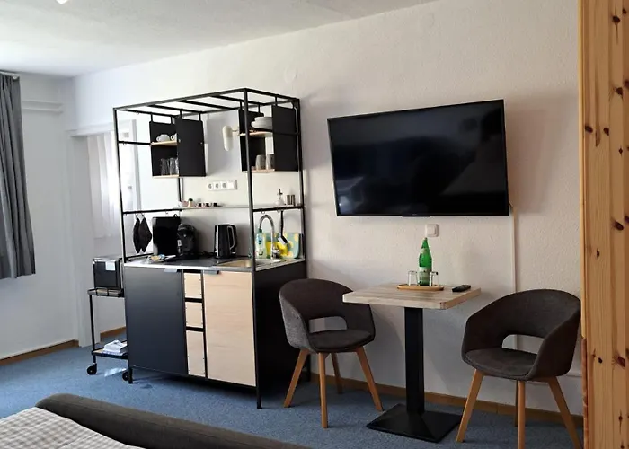 ゲストハウス Heimathafen ビューズム